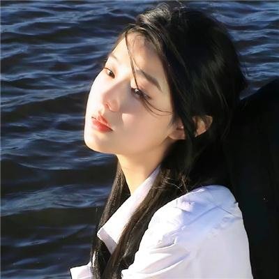 暗红